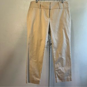 Ann Taylor khaki capris, size 8. Like new.
